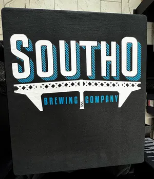Black South O T-shirt